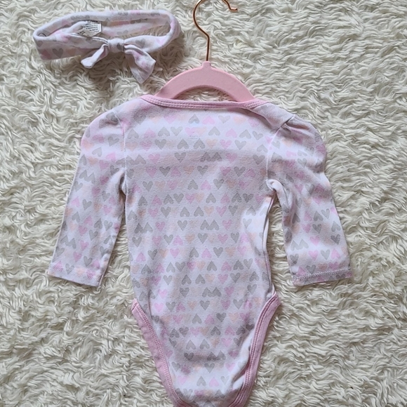 Cloud Island Onesie & Matching Bow - Picture 3 of 3